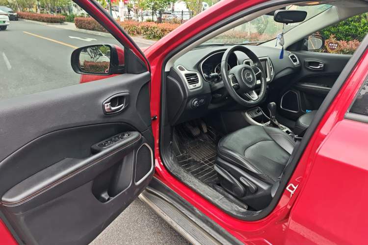 Used Jeep Compass 2017 200T Automatic Family Edition Driver Seat