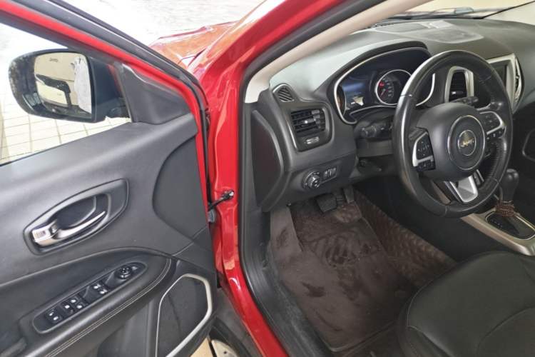 Used Jeep Compass 2017 200T Automatic Family Edition Driver Seat