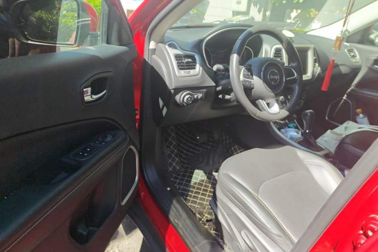 Used Jeep Compass 2017 200T Automatic Family Edition Driver Seat