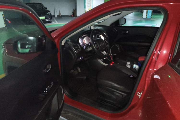 Used Jeep Compass 2017 200T Automatic Family Edition Driver Seat