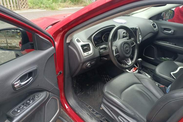 Used Jeep Compass 2017 200T Automatic Family Edition Driver Seat