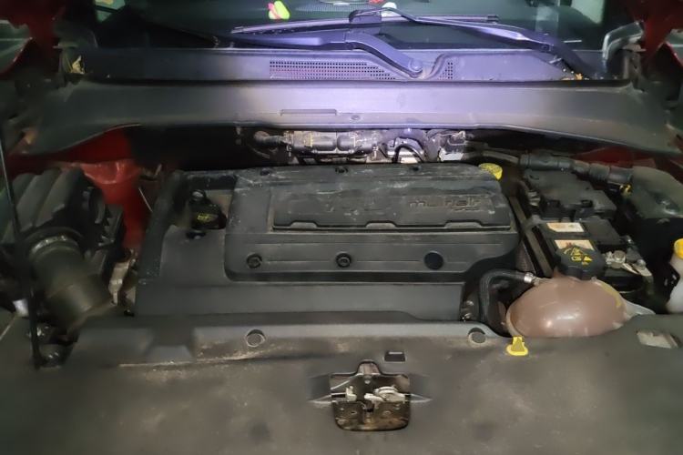 Used Jeep Compass 2017 200T Automatic Family Edition Engine Bay