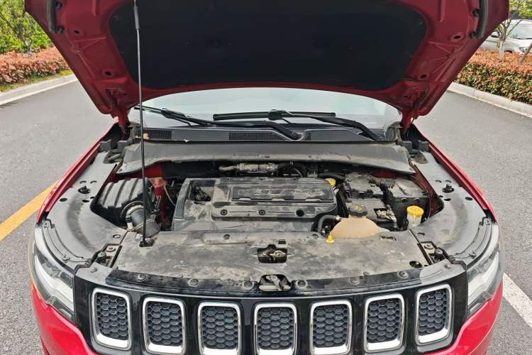 Used Jeep Compass 2017 200T Automatic Family Edition Engine Bay
