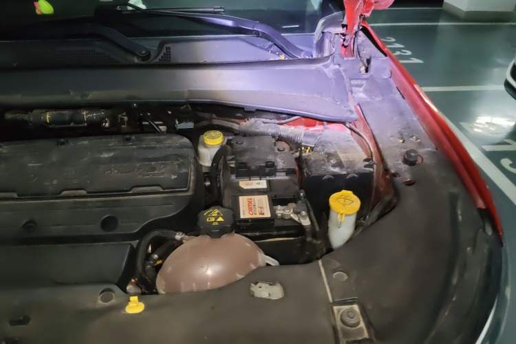 Used Jeep Compass 2017 200T Automatic Family Edition Engine Bay Left