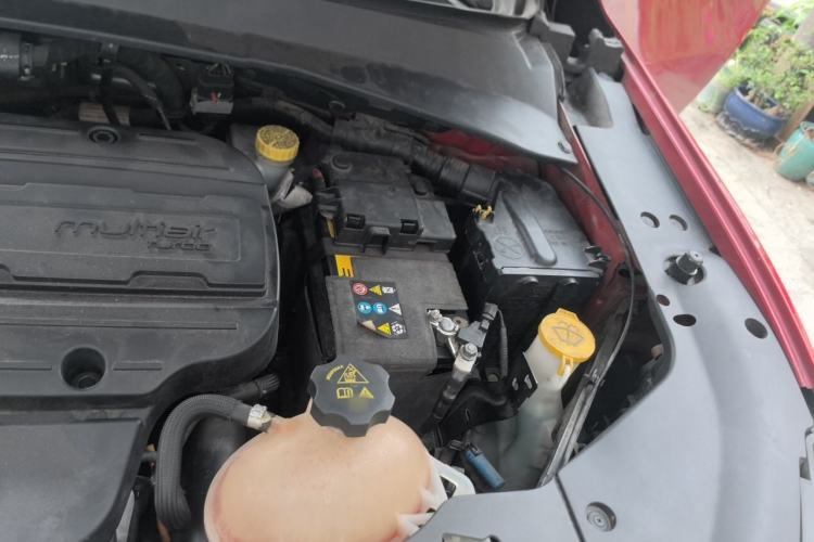 Used Jeep Compass 2017 200T Automatic Family Edition Engine Bay Left