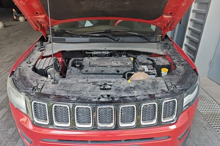 Used Jeep Compass 2017 200T Automatic Family Edition Engine Bay