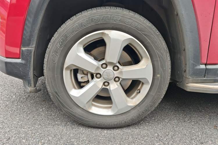 Used Jeep Compass 2017 200T Automatic Family Edition Exterior 5