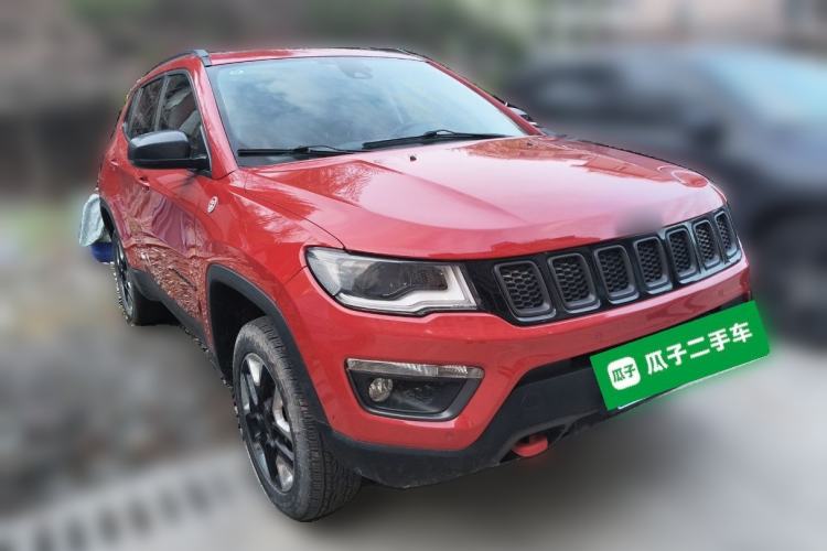 Used Jeep Compass 2017 200TS Automatic High-Performance All-Wheel Drive Edition Front Right 45 Deg