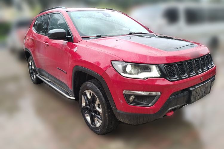 Used Jeep Compass 2017 200TS Automatic High-Performance All-Wheel Drive Edition Front Right 45 Deg