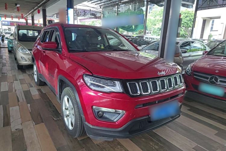 Used Jeep Compass 2017 200T Automatic Family Edition Front Right 45 Deg