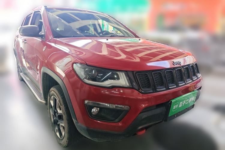 Used Jeep Compass 2017 200TS Automatic High-Performance All-Wheel Drive Edition Front Right 45 Deg