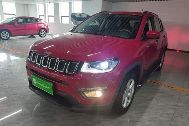 Ojetý Jeep Compass 2017 200T Automatic Family Edition