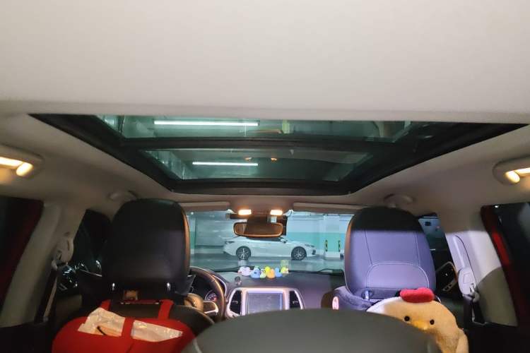 Used Jeep Compass 2017 200T Automatic Family Edition Headliner