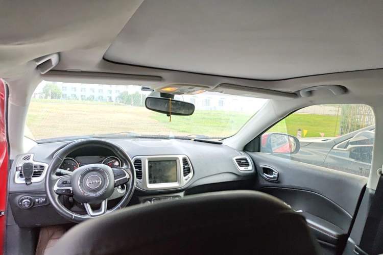 Used Jeep Compass 2017 200T Automatic Family Edition Headliner