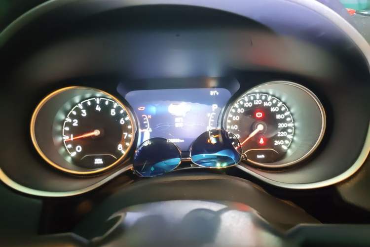 Used Jeep Compass 2017 200T Automatic Family Edition Instrument Cluster