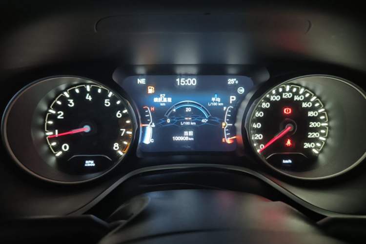 Used Jeep Compass 2017 200T Automatic Family Edition Instrument Cluster