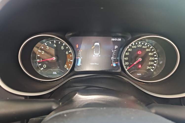 Used Jeep Compass 2017 200T Automatic Family Edition Instrument Cluster