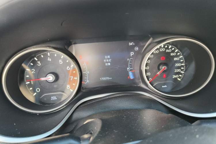 Used Jeep Compass 2017 200T Automatic Family Edition Instrument Cluster