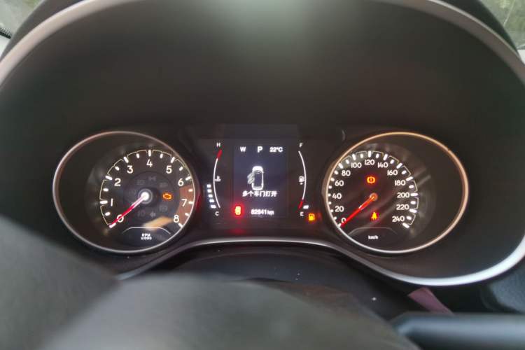 Used Jeep Compass 2017 200T Automatic Comfort Edition Instrument Cluster