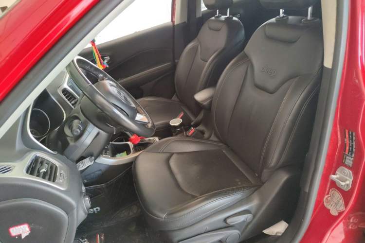 Used Jeep Compass 2017 200T Automatic Family Edition Left Front Seat