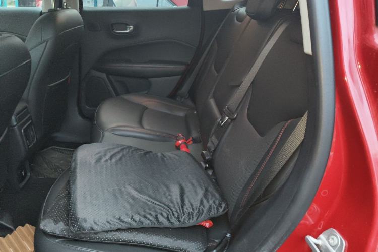 Used Jeep Compass 2017 200TS Automatic High-Performance All-Wheel Drive Edition Left Rear Seat
