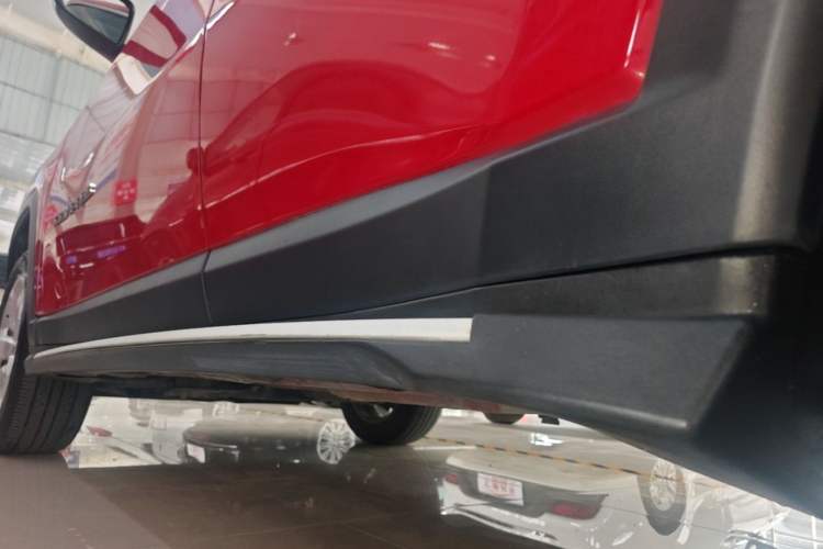 Used Jeep Compass 2017 200T Automatic Family Edition Left Side Sill