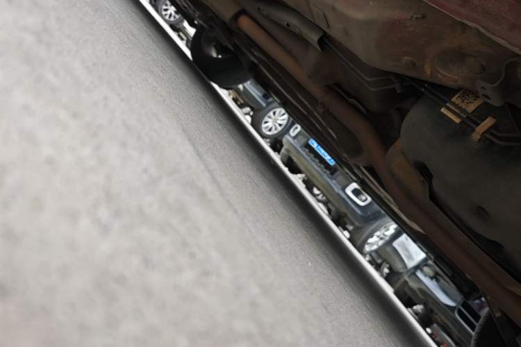 Used Jeep Compass 2017 200T Automatic Family Edition Left Side Sill