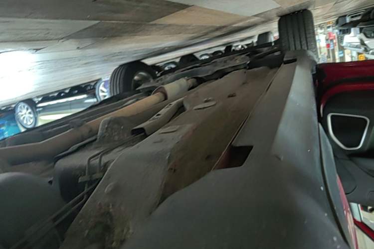 Used Jeep Compass 2017 200T Automatic Family Edition Left Side Sill