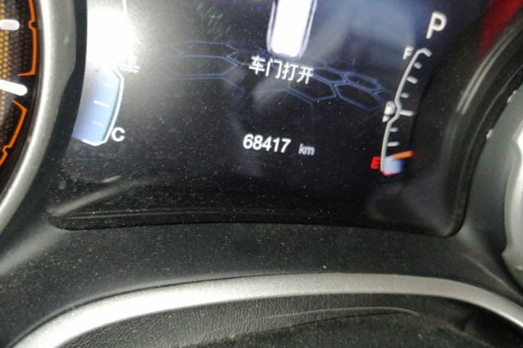 Used Jeep Compass 2017 200T Automatic Family Edition Odometer Close Up
