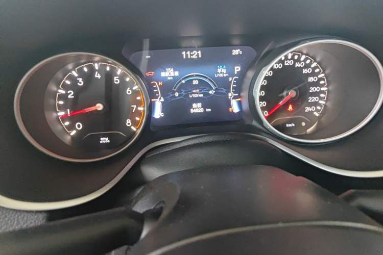 Used Jeep Compass 2017 200T Automatic Family Edition Odometer Close Up