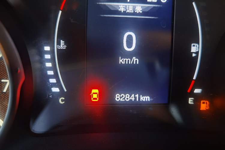 Used Jeep Compass 2017 200T Automatic Comfort Edition Odometer Close Up