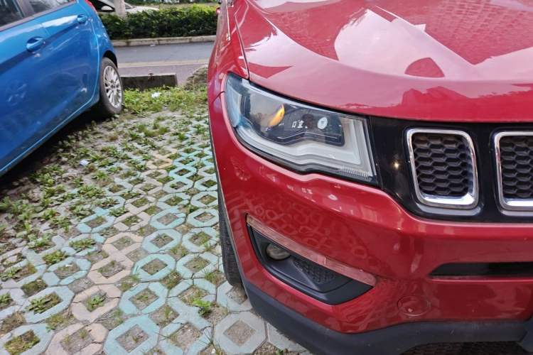 Used Jeep Compass 2017 200T Automatic Family Edition Right Front Headlight
