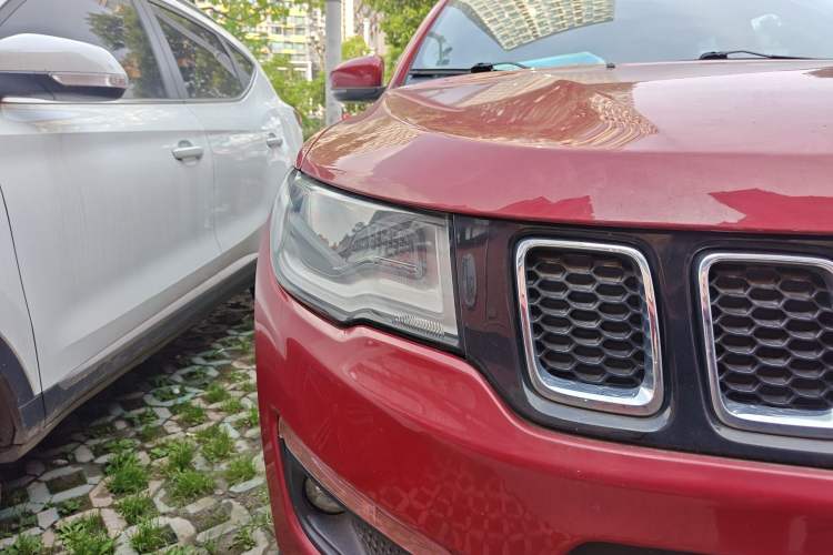 Used Jeep Compass 2017 200T Automatic Family Edition Right Front Headlight