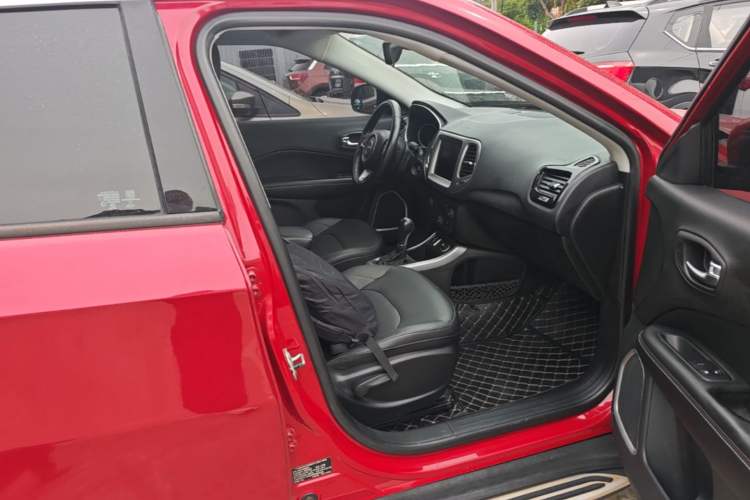 Used Jeep Compass 2017 200T Automatic Family Edition Right Front Seat