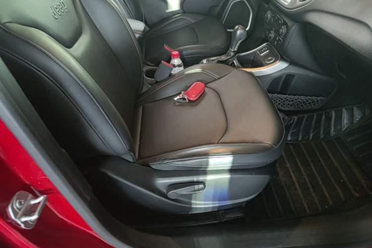 Used Jeep Compass 2017 200T Automatic Family Edition Right Front Seat
