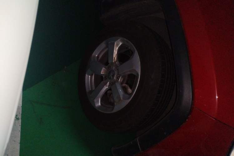 Used Jeep Compass 2017 200T Automatic Family Edition Right Front Wheel Hub