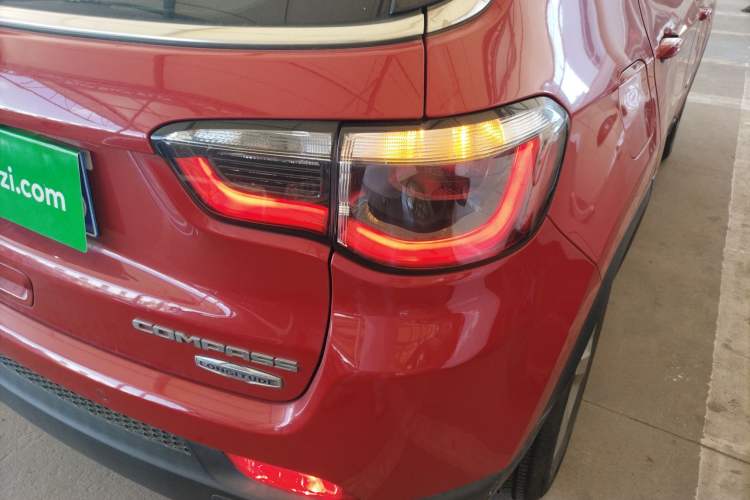 Used Jeep Compass 2017 200T Automatic Family Edition Right Rear Taillight