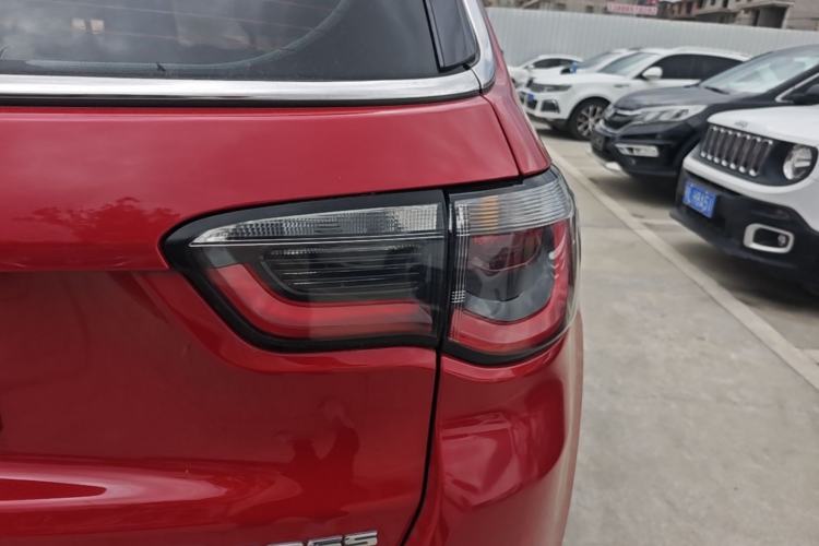 Used Jeep Compass 2017 200T Automatic Family Edition Right Rear Taillight