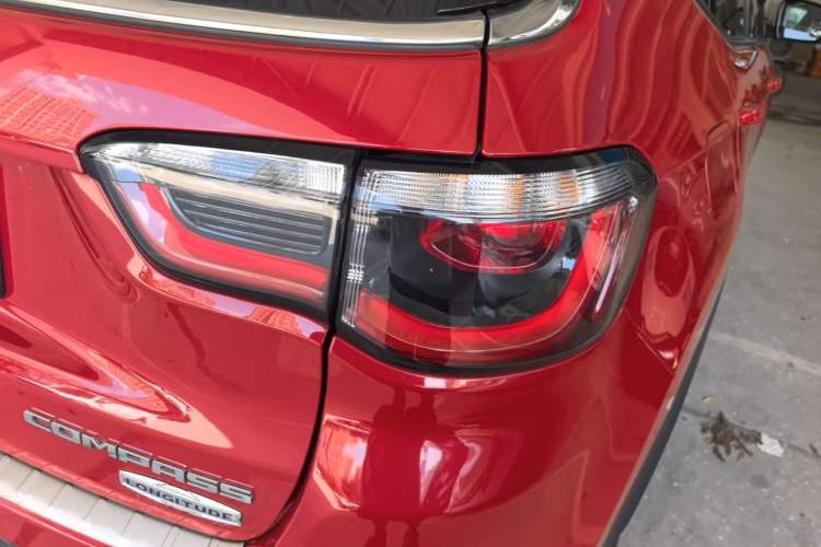 Used Jeep Compass 2017 200T Automatic Family Edition Right Rear Taillight