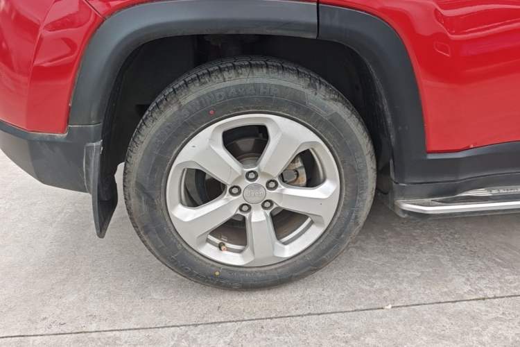 Used Jeep Compass 2017 200T Automatic Family Edition Right Rear Wheel Hub