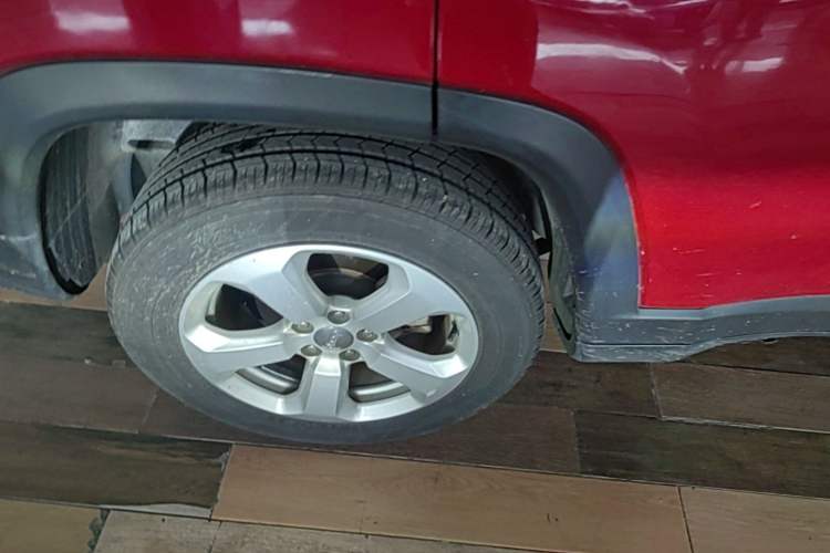 Used Jeep Compass 2017 200T Automatic Family Edition Right Rear Wheel Hub