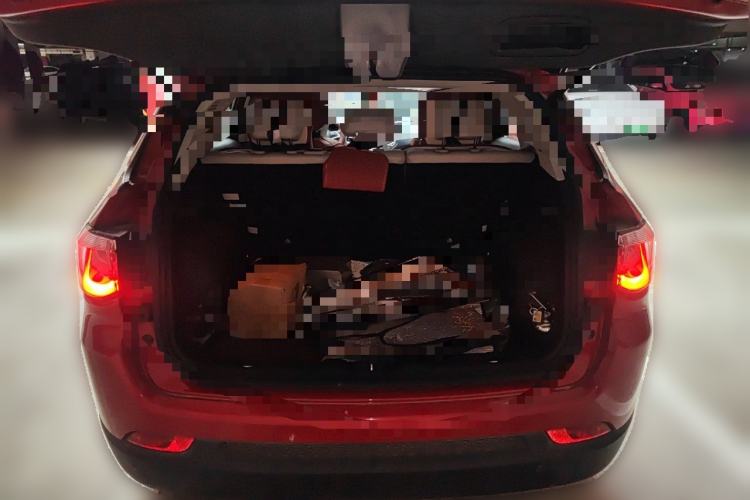 Used Jeep Compass 2017 200T Automatic Family Edition Trunk