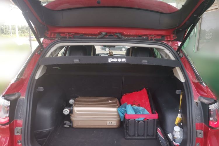 Used Jeep Compass 2017 200T Automatic Comfort Edition Trunk