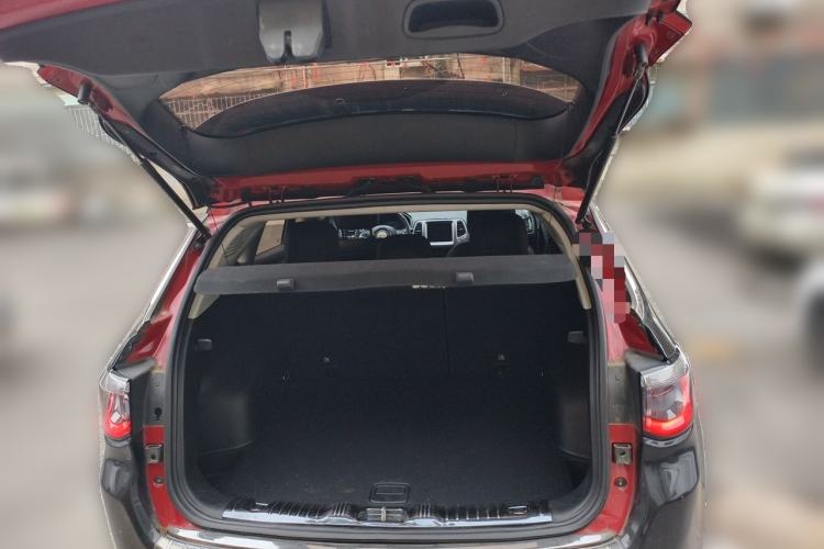Used Jeep Compass 2017 200T Automatic Family Edition Trunk