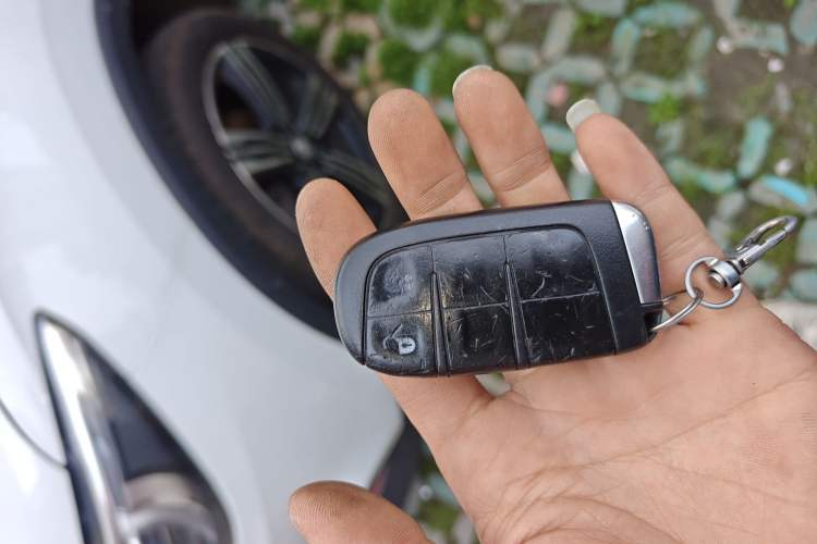 Used Jeep Compass 2017 200T Automatic Family Edition Vehicle Key