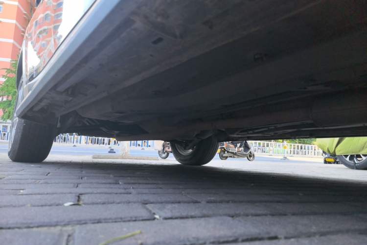 Used Jeep Compass 2017 200T Automatic Family Edition Chassis Front Right