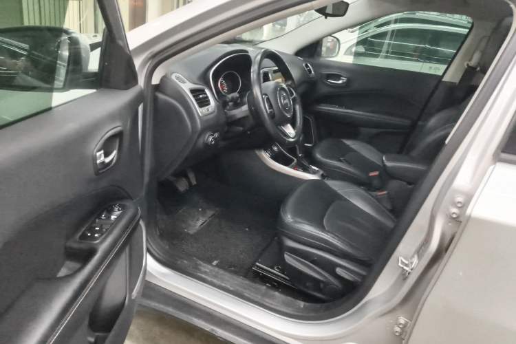 Used Jeep Compass 2017 200T Automatic Family Edition Driver Seat