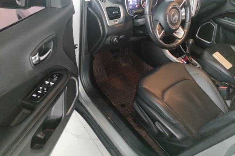 Used Jeep Compass 2017 200T Automatic Family Edition Driver Seat