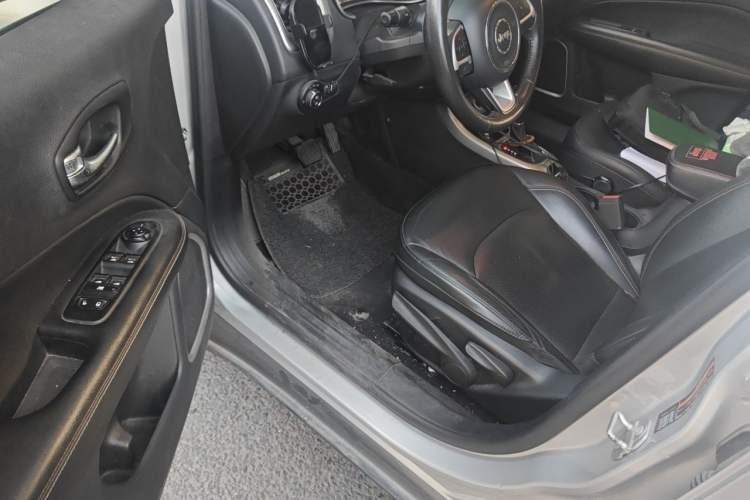 Used Jeep Compass 2017 200T Automatic Family Edition Driver Seat