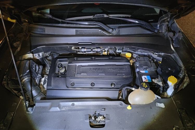 Used Jeep Compass 2017 200T Automatic Family Edition Engine Bay